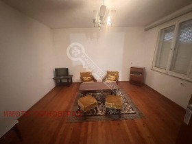 Podlaha domu Pavlikeni, oblast Veliko Tarnovo