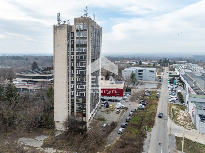 Продается  Промышленное здание Русе , Промишлена зона - Запад , 4416 кв.м | 64823357 - изображение [3]