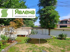 House v.z.Malinova dolina, Sofia