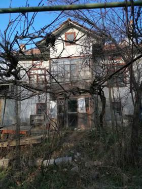House Belyakovets, region Veliko Tarnovo