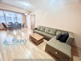 2 soverom Tsentar, Stara Zagora