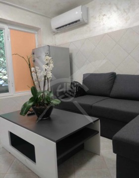 Studio Sportna zala, Varna